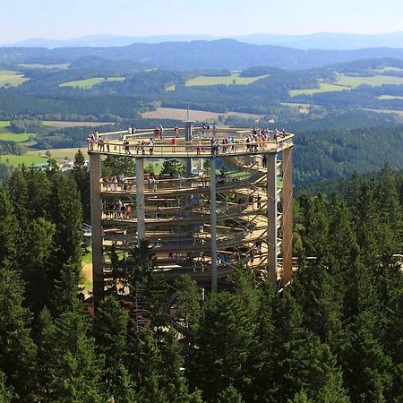Novohradska Hotel เชสเกบูดิเยโจวิตเซ ภายนอก รูปภาพ